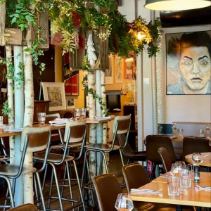 bistro1 300x300