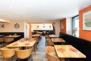 2025 10 03 1 300x200