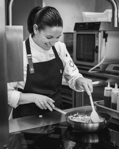 Calice Portraits 17.04 240x300