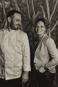 DELPHINE ET JULIEN 200x300